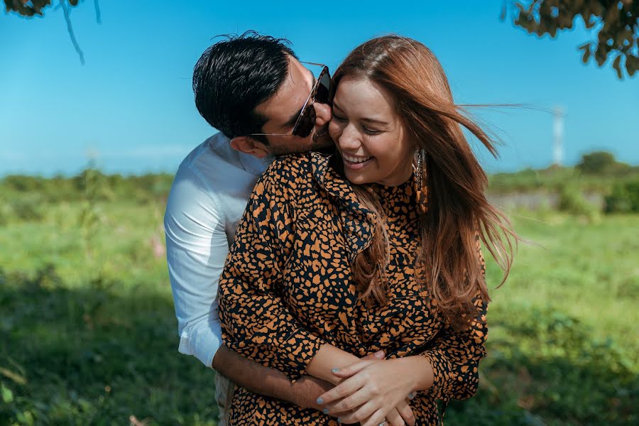 Fotógrafo de casamento Efrain Alberto Candanoza Galeano (efrainalbertoc). Foto de 22 de março 2019