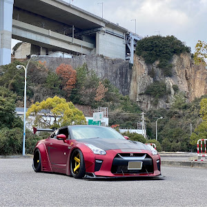 NISSAN GT-R R35