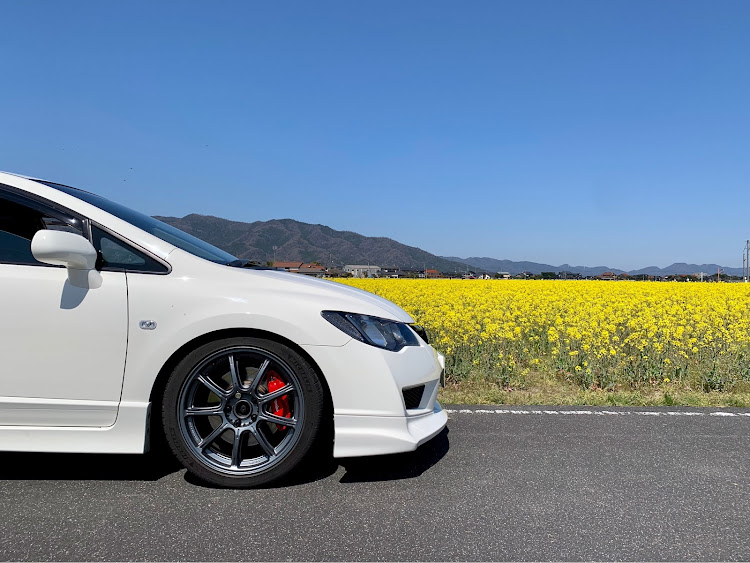 シビックタイプRのVTEC・みんなでつくろうホイール図鑑・SSR wheels・gram LIGHTS・純正に関するカスタム事例の投稿画像2枚目