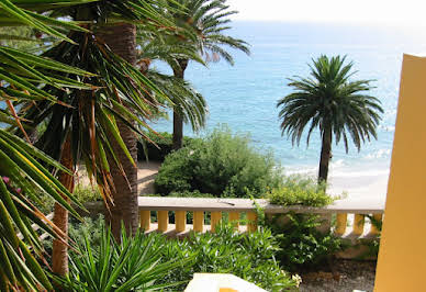 Seaside villa with terrace 4