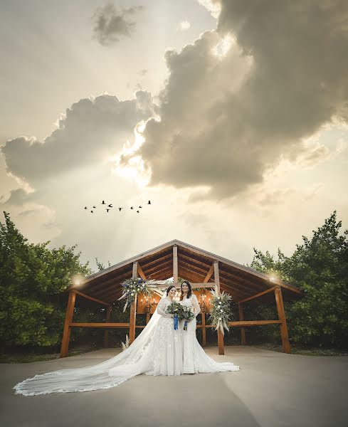 Fotografo di matrimoni Bruno Urbina (brunoneptuno). Foto del 12 luglio 2022