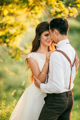 Fotógrafo de casamento Elena Rinnova (rinnova). Foto de 23 de agosto 2017