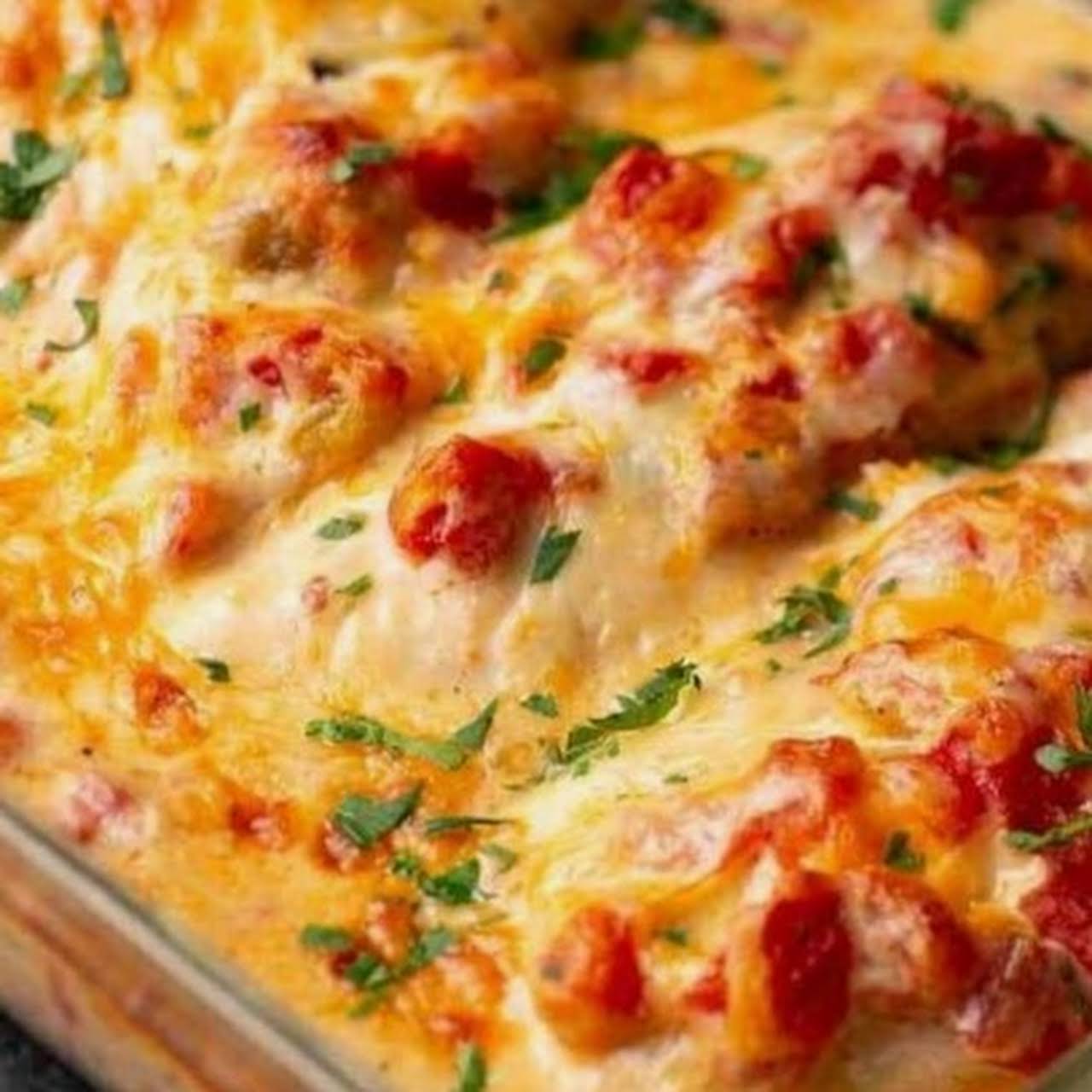 Easy Baked Queso Chicken