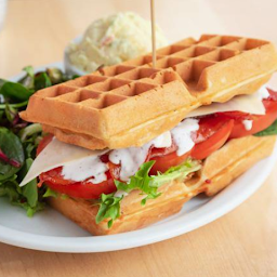 BLT (Bacon, Lettuce, Tomato) Sandwich