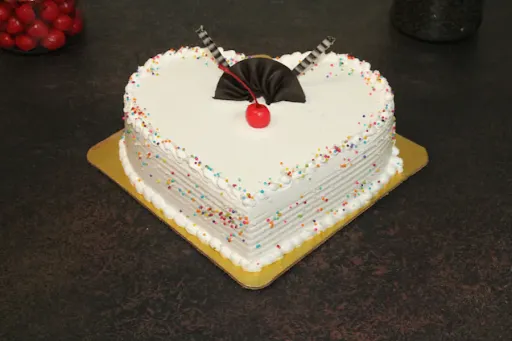 Heart Shape Vanilla Cake