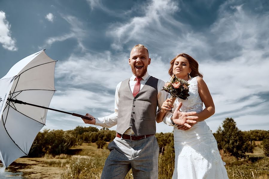 Wedding photographer Pavel Shved (shvedart). Photo of 29 May 2019