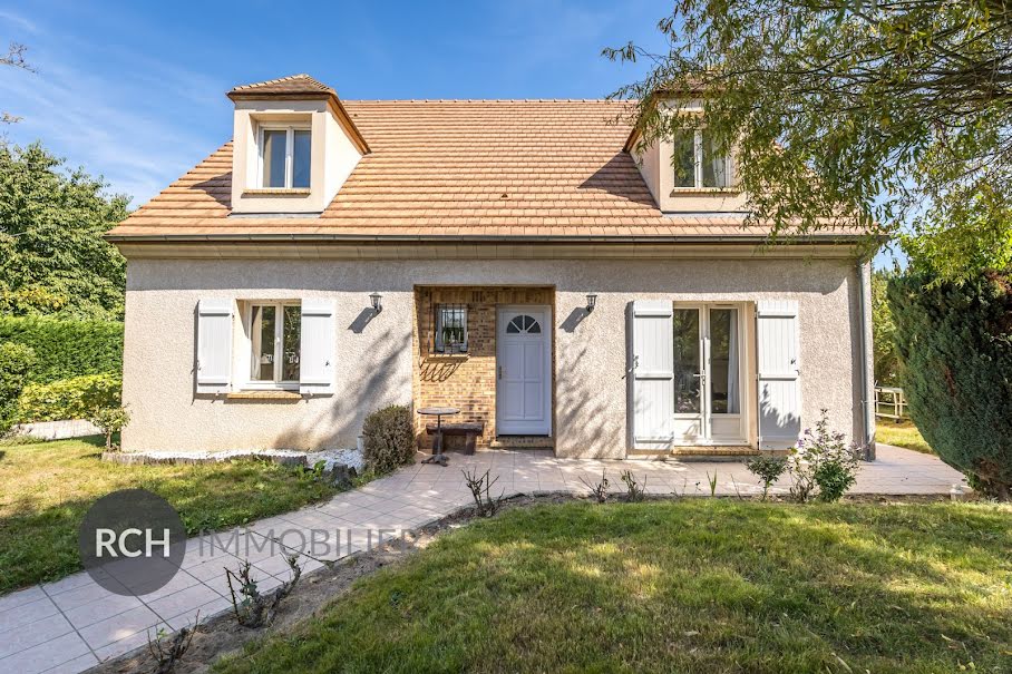 Vente maison 6 pièces 148 m² à Neauphle-le-Château (78640), 615 000 €