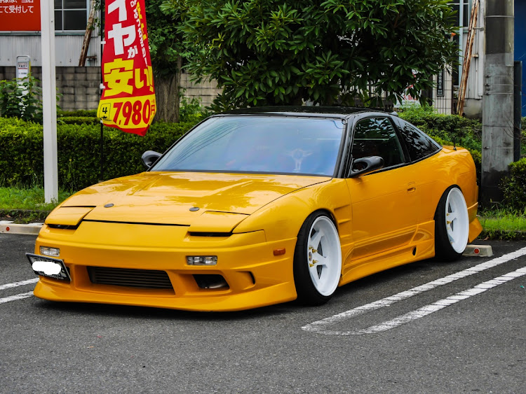 180SXの黄色・引越しに関するカスタム事例の投稿画像1枚目
