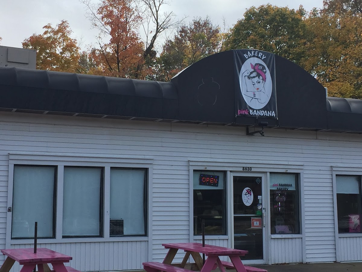 Gluten-Free at pink BANDANA BAKERY