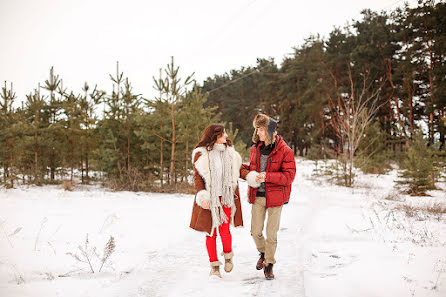 Wedding photographer Evgeniya Rossinskaya (evgeniyaross). Photo of 17 January 2016