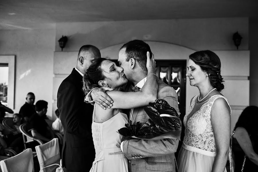 Düğün fotoğrafçısı Lajos Sziráki Olex (olex). 9 Temmuz 2019 fotoları