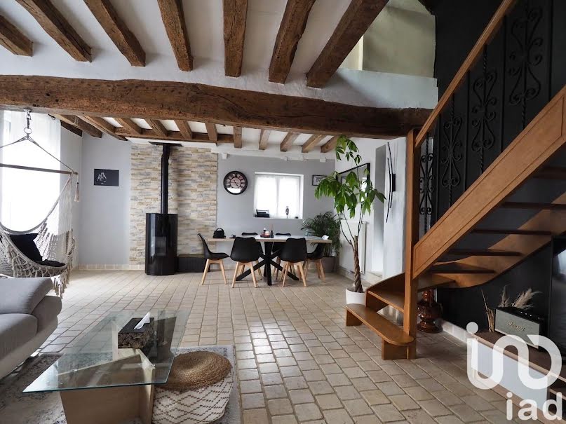 Vente maison 4 pièces 124 m² à Traînou (45470), 249 000 €