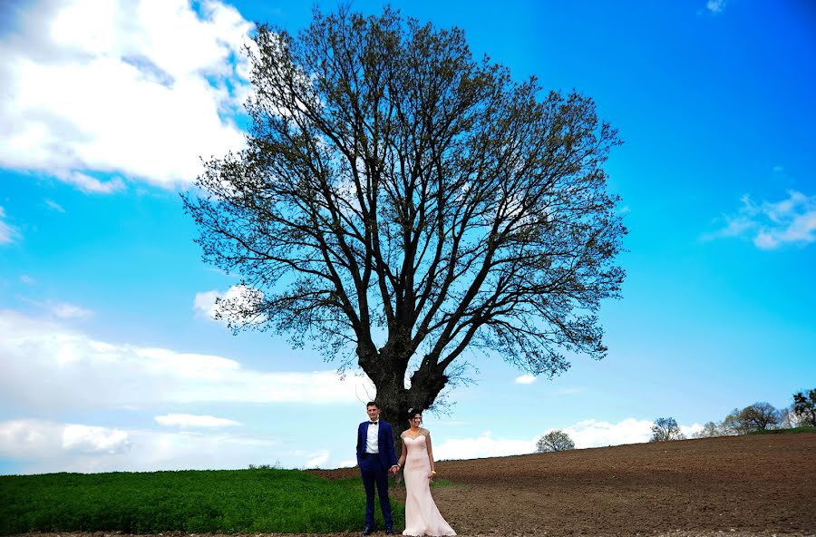 Wedding photographer Ufuk Akyüz (ozelfotografci). Photo of 18 April 2017