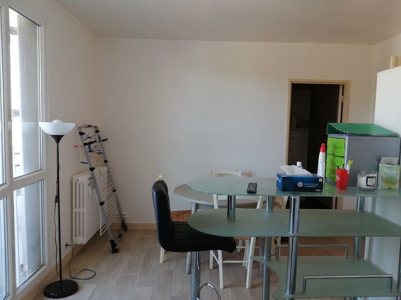 Location  appartement 1 pièce 40 m² à Limoges (87000), 470 €