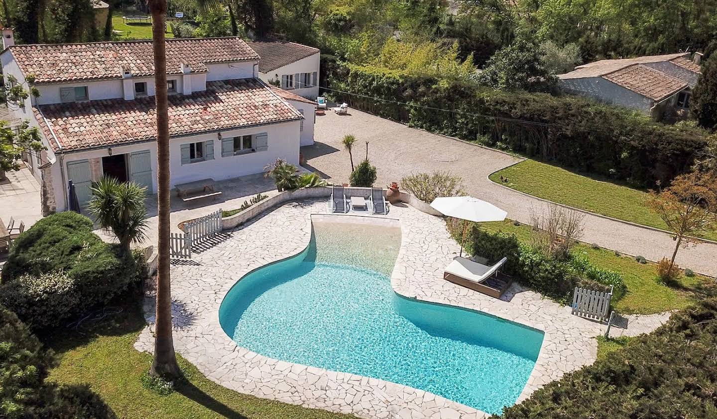 Villa with pool Opio