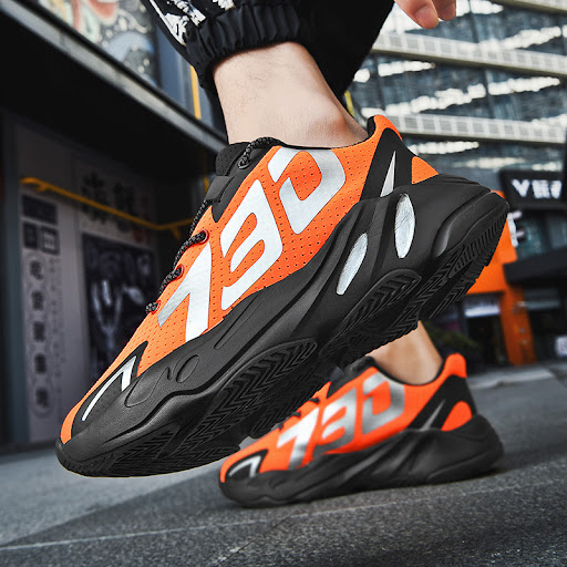 Title 7, All-match trendy sports casual mens shoes. Exp...