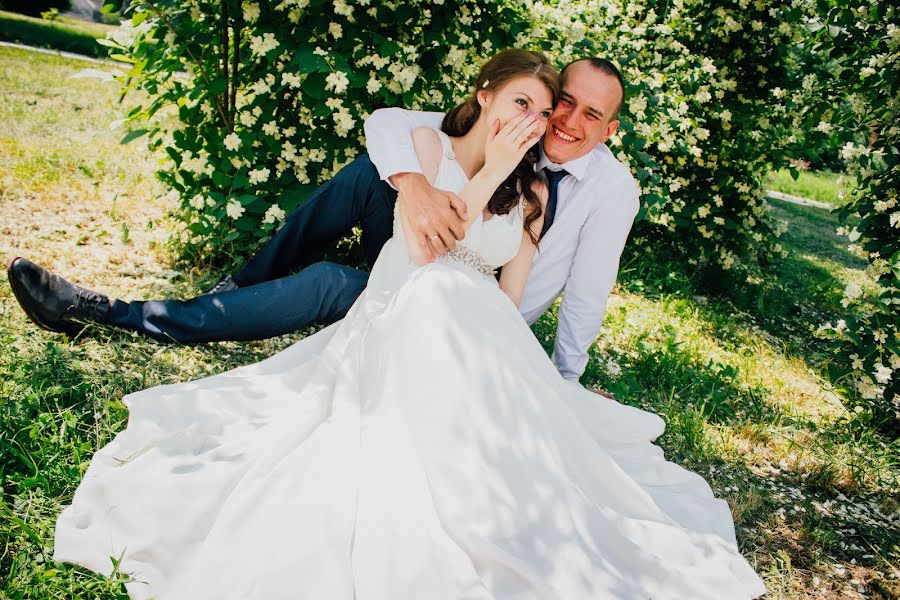 Fotografo di matrimoni Elena Yastrebova (jeraart). Foto del 22 giugno 2016