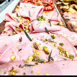 MORTADELLA STIRATA (N)