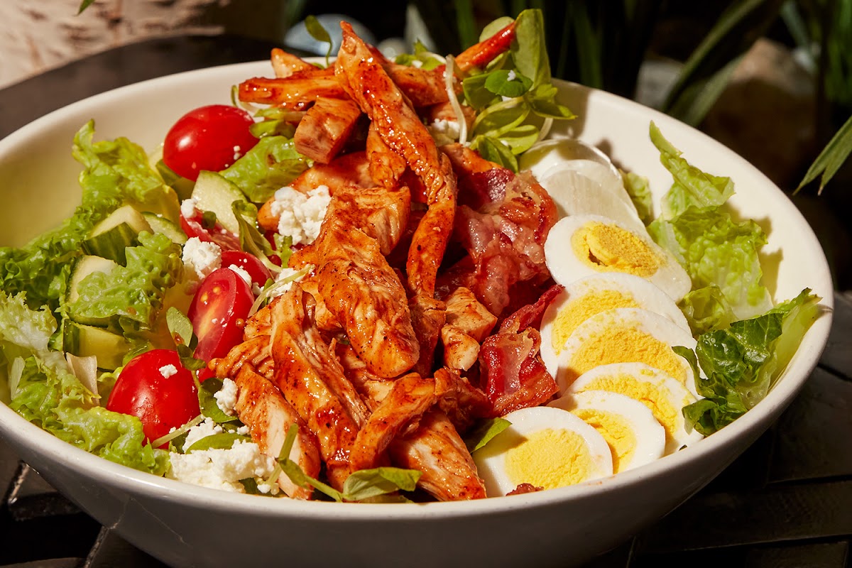 Algarve Chicken Salad Bowl