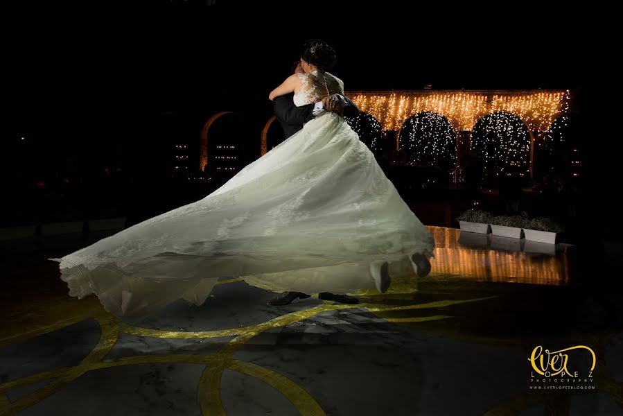 Fotografo di matrimoni Ever Lopez (everlopez). Foto del 4 febbraio 2018