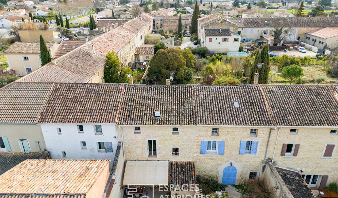 House with pool and terrace Villelaure