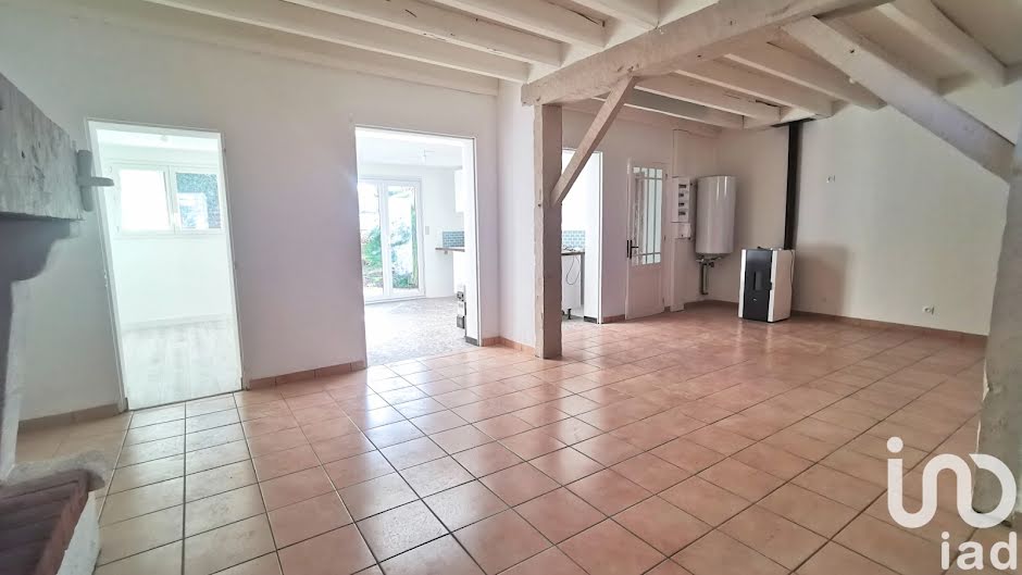 Vente maison 4 pièces 95 m² à Coutras (33230), 159 000 €