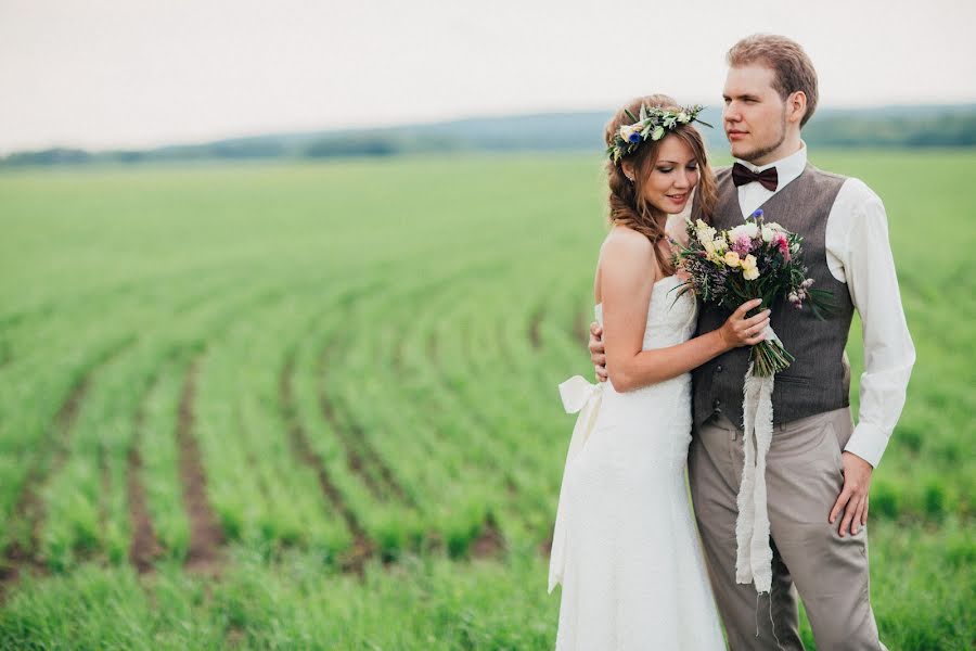 शादी का फोटोग्राफर Ruslan Grigorev (ruslan117)। जून 5 2016 का फोटो