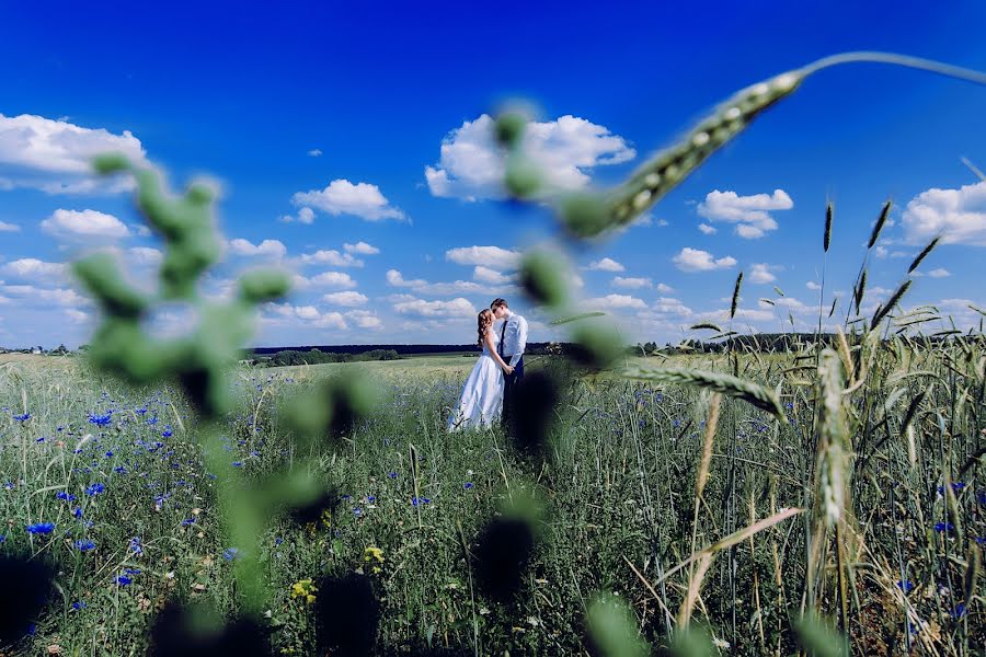 Fotógrafo de casamento Katerina Krasikova (supermariophoto). Foto de 27 de julho 2016