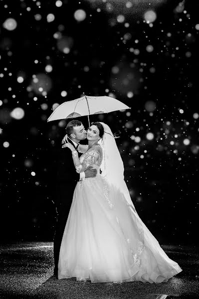 Fotógrafo de bodas Cosmin Calispera (cosmincalispera). Foto del 4 de febrero