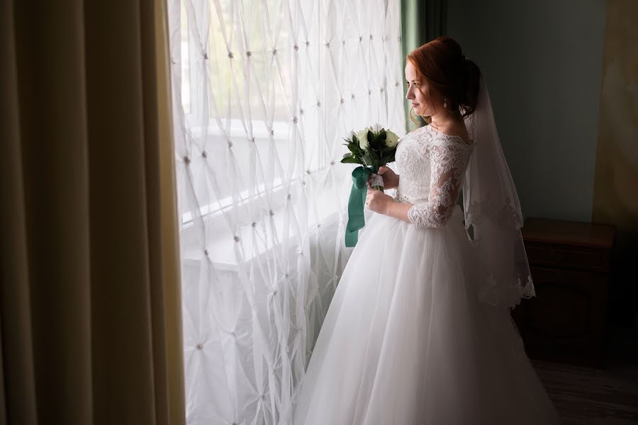 Fotógrafo de casamento Dmitriy Belozerov (dbelozerov). Foto de 4 de outubro 2018