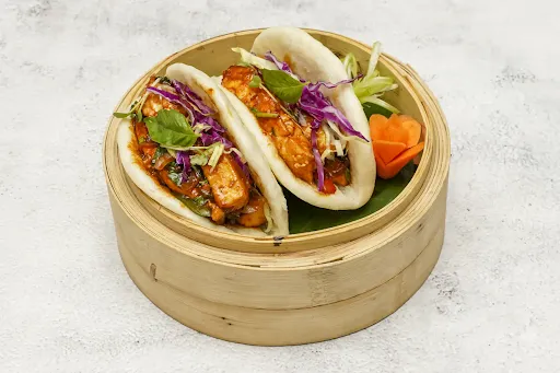 Cottage Cheese In Basil Sauce Bao [2 Pieces]