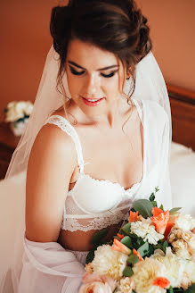 Wedding photographer Alya Anuprieva (alaanuprieva). Photo of 16 January 2018