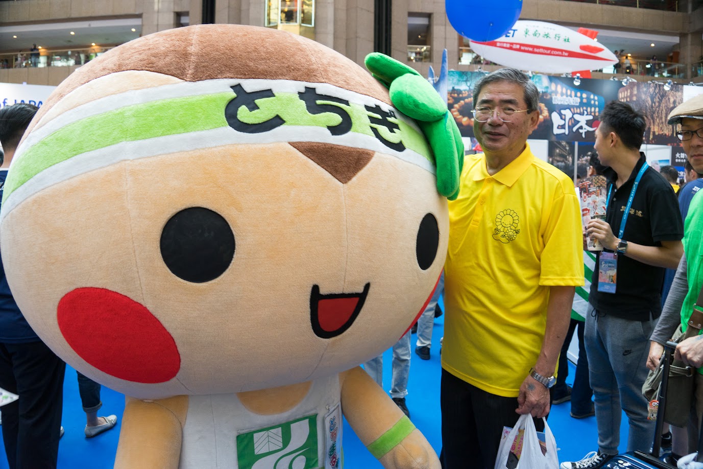 栃木県のゆるキャラ「とちまるくん」登場