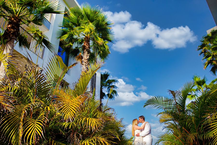 Vestuvių fotografas José Carrillo (josecarrillo). Nuotrauka 2022 balandžio 12