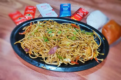 Desi Egg Chowmein