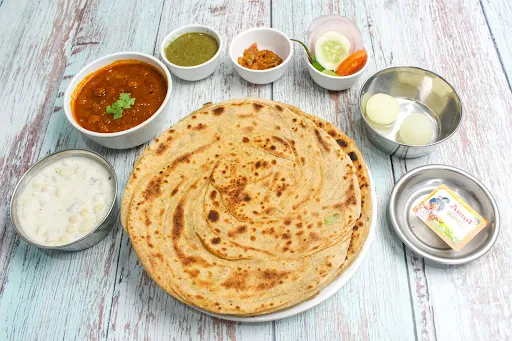 Tawa Lachha Parantha With Rajma Combo