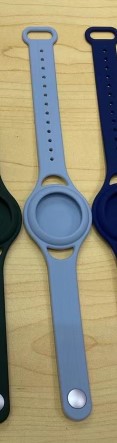 Title 5, Apple AirTags compatible liquid silicone watch ...