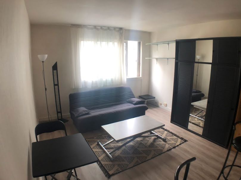 Location  appartement 1 pièce 32 m² à Montrouge (92120), 990 €