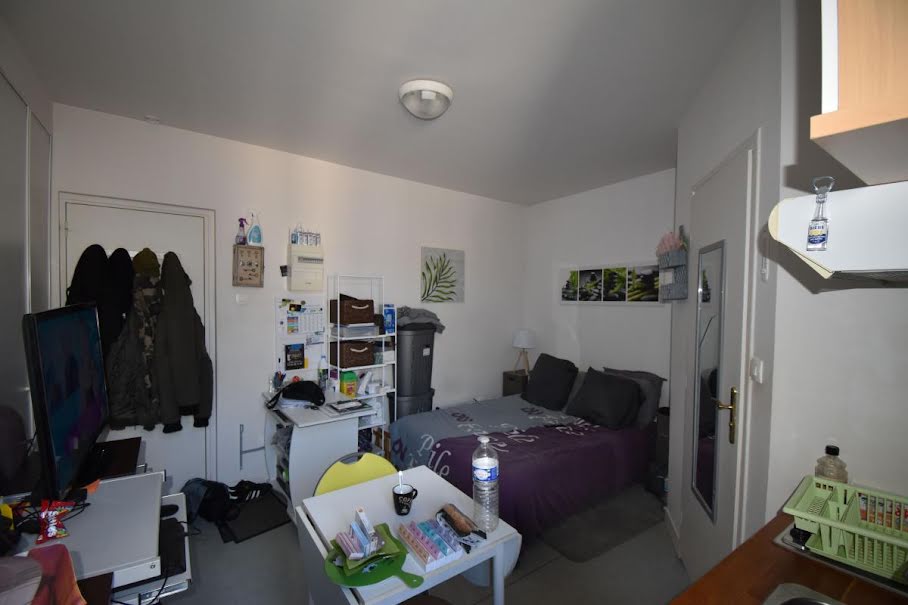 Vente appartement 1 pièce 15 m² à Cosne-Cours-sur-Loire (58200), 23 000 €