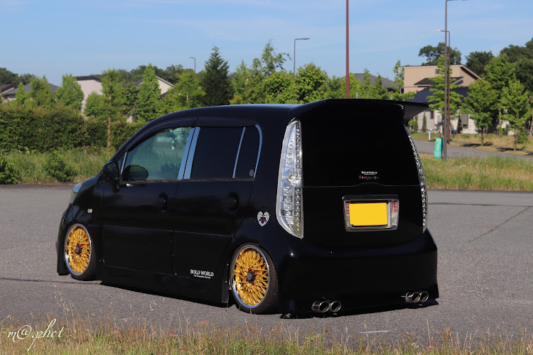 ライフの一眼レフ・フォーミュラメッシュ・SSR wheels・ナンバー枠移植に関するカスタム事例の投稿画像2枚目