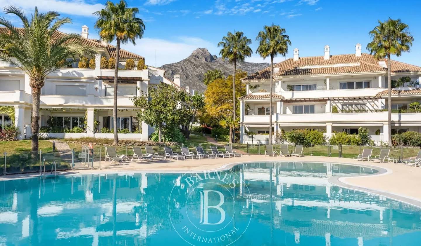 Apartment with terrace Marbella