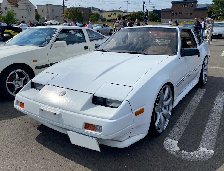 フェアレディZのZ31・フェアレディz・オールフェアレディZミーティング2023に関するカスタム事例の投稿画像11枚目