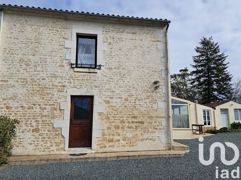 Vente maison 6 pièces 160 m² à Petosse (85570), 214 000 €