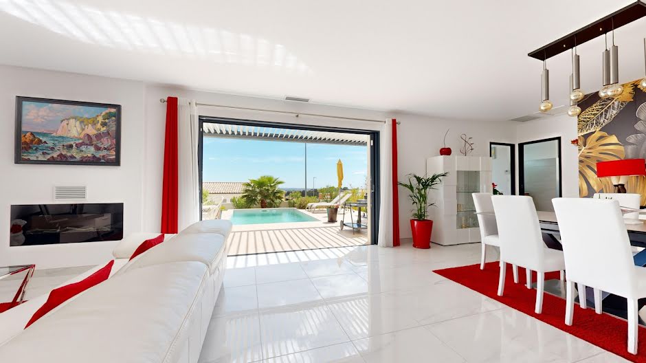 Vente villa 7 pièces 141 m² à Nimes (30000), 680 000 €