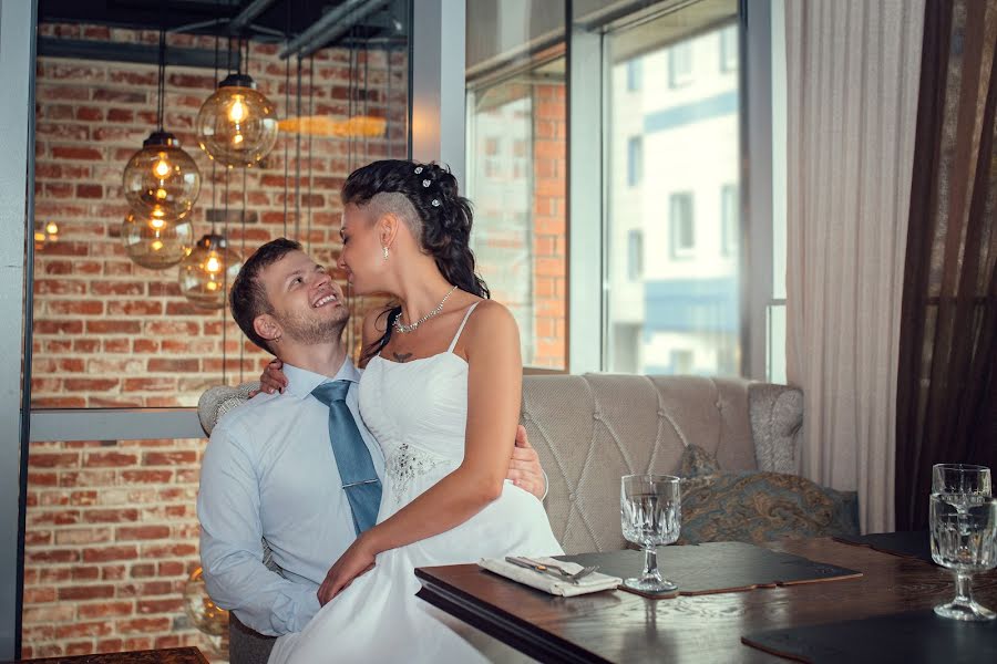 Wedding photographer Yuliya Rozhkova (uzik). Photo of 1 November 2017