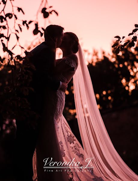 Wedding photographer Veronika Joy (veronikaj-photo). Photo of 15 May 2020