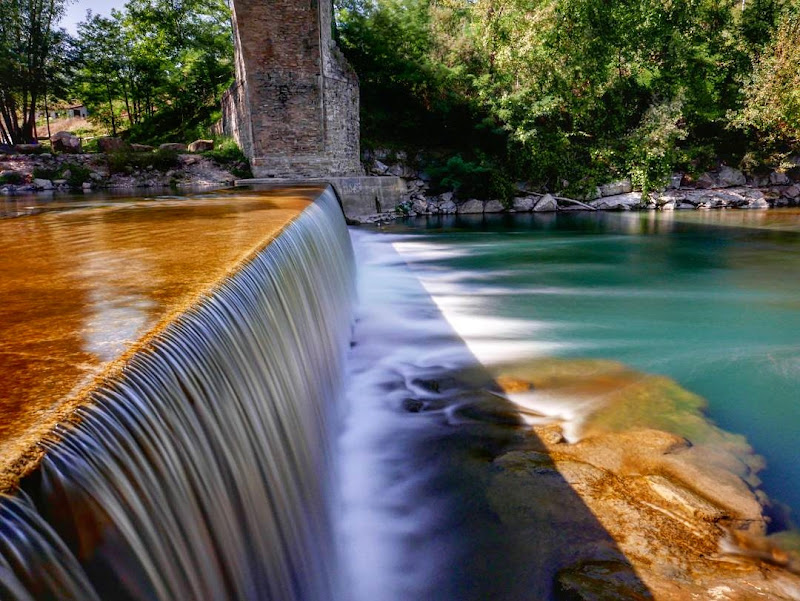 Under the bridge  di gnuc