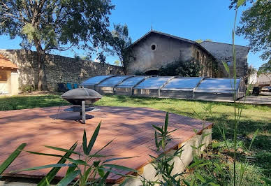 House with pool and terrace 4