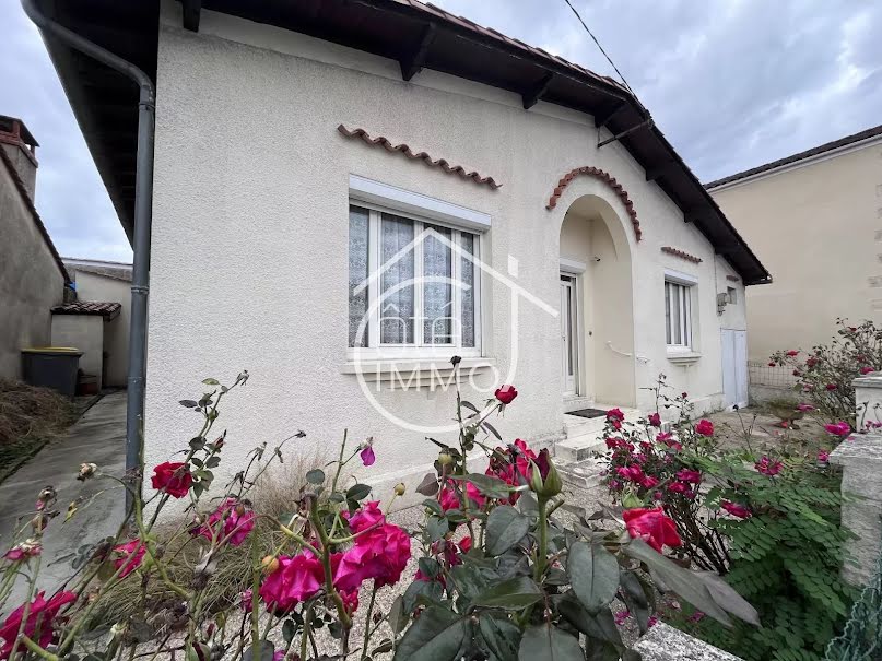 Vente maison 3 pièces 82.43 m² à Montpon-Ménestérol (24700), 139 000 €