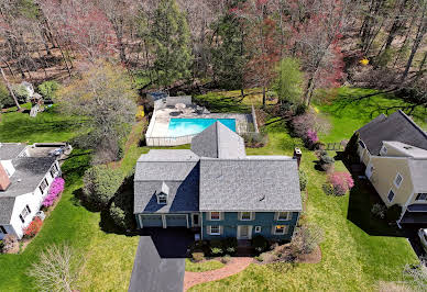 Property with pool 19